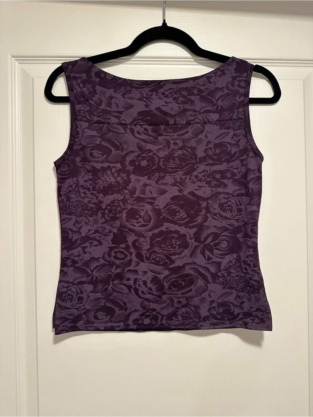 Sleeveless Floral Jacquard Tank Top - Deep Plum